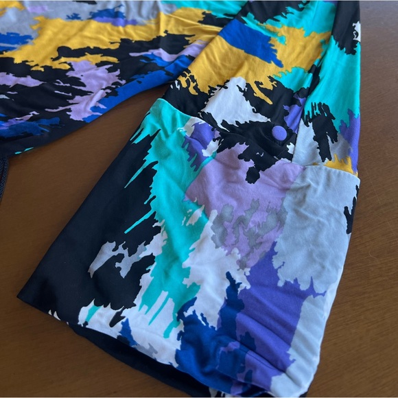 ☎️ BCBG MAX AZRIA Multicolor Watercolor Paint Splatter Adjustable Sleeve Dress - Picture 4 of 9